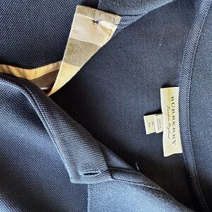 Burberry polo t-shirt in navy.